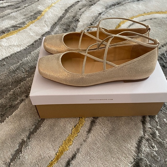 NWT Jessica Simpson Palle Gold Mary Jane Ballet Flats - Picture 3 of 11
